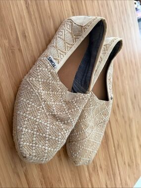 TOMS Natural Beige Woven Slip-Ons